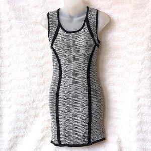 FOREVER 21 Black White Tight Fit Tank Dress Sz M